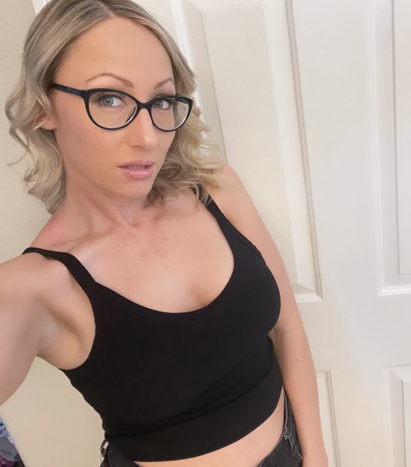 #Pretty 😘 https://t.co/9xYH97awW4<a href="/tag/pretty"class="tags">#Pretty</a>