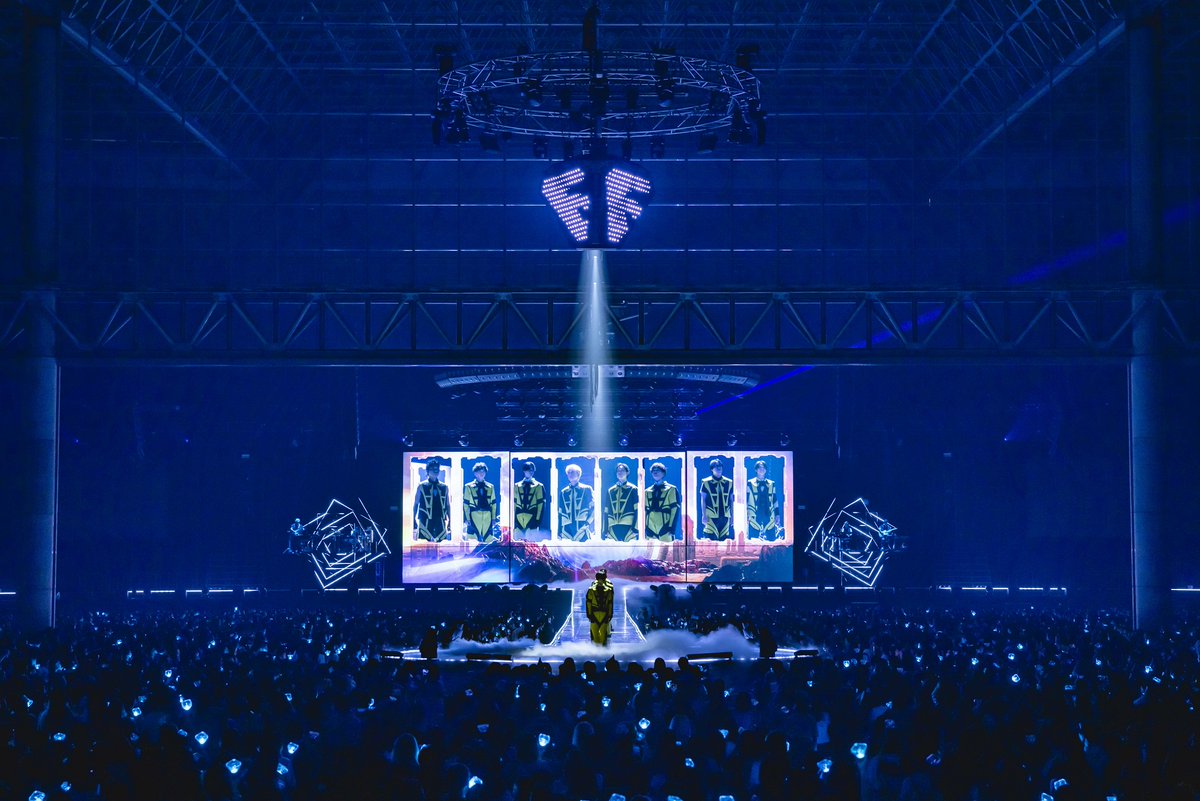 oricon's tweet photo. FANATASTICS、初アリーナツアー完遂❗️
「次はもっと大きいステージに行きたい。
その時は一緒に来てください」

✍🏻ライブレポ
https://t.co/WHwokuAqLD

#FANTASTICS
#INTERSTELLATICFANTASTIC
#IF_FNT @fantastics_fext https://t.co/8hEslX52g9