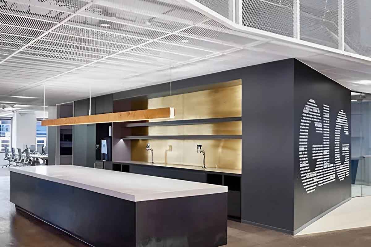 tbkmetal's tweet image. Discover the elegance of decorative metal mesh in modern architectural design! 
Read more: tbkmetal.com/decorative-met…
#Architecture #Design #ExpandedMetalMesh #ModernDesign #TBKMetal