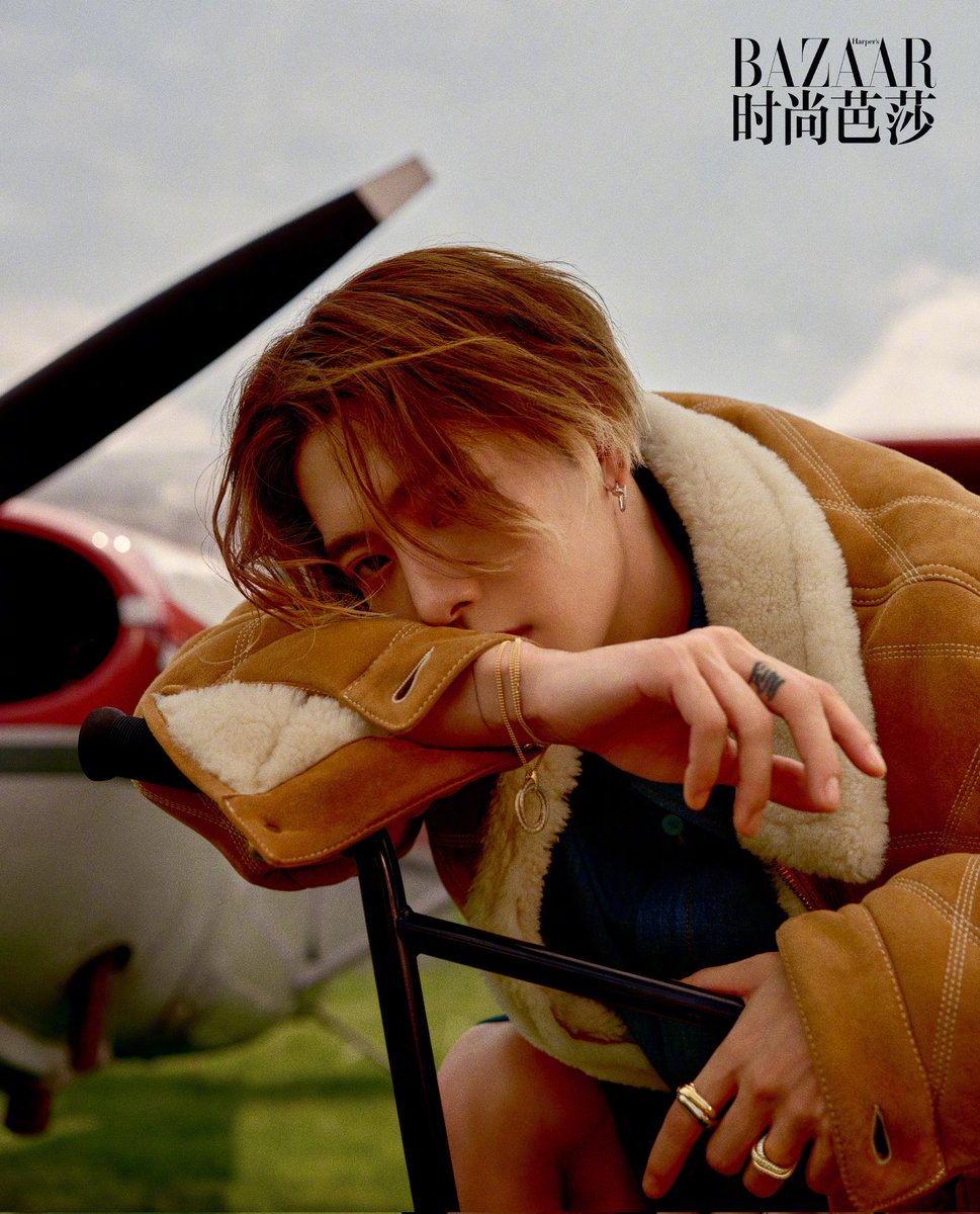 JacksonWGlobal's tweet photo. [MAGAZINE] 240716

Jackson Wang on the cover of Harper's Bazaar China August 2024

#JacksonWang #王嘉尔 #잭슨 #TEAMWANG @JacksonWang852 https://t.co/Bw0M7vu8aU