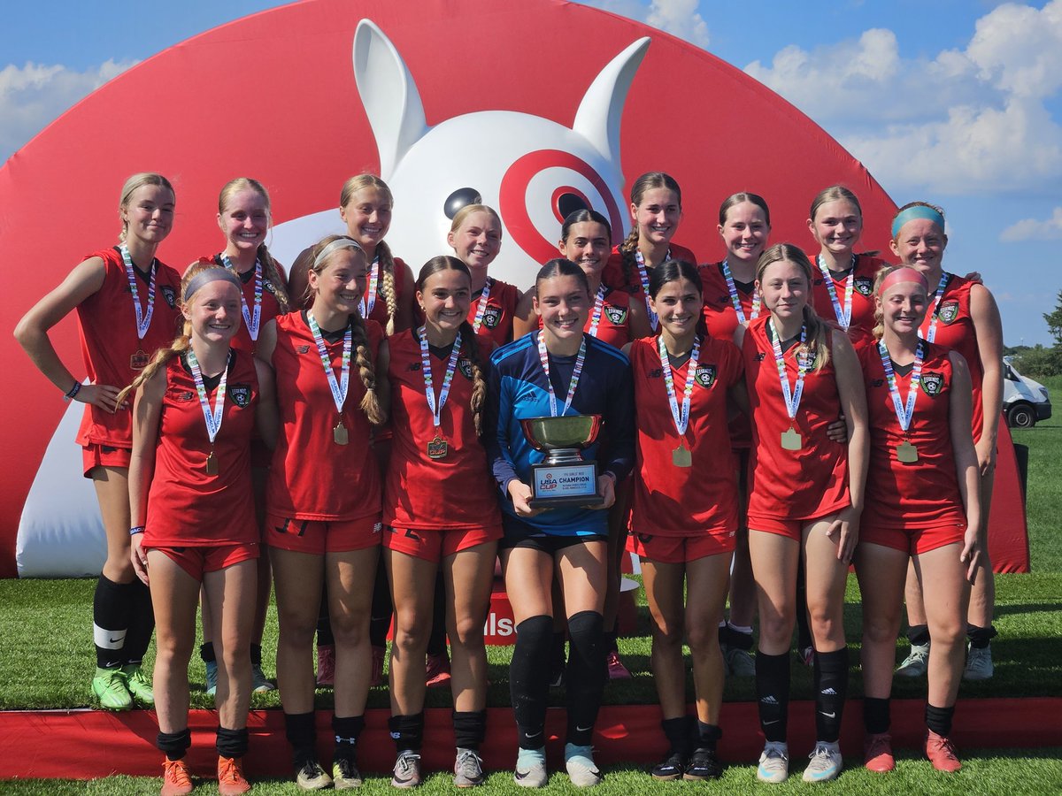 MikeAldrich's tweet photo. 2024 Soccer ⚽ Championship Sunday
Euros: Spain 🏆
Copa America: Argentina 🏆
USA Cup: Magic City Legends U19 Girls 🏆
#USACup @usacupsoccer https://t.co/o9L71y5z7a