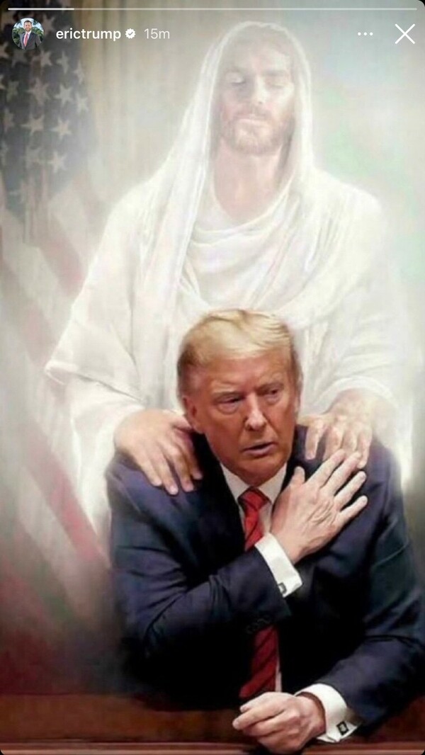 1_Natashenka's tweet photo. @HanyaToderoff @NEWSMAX We've been weeping for 2 days, I couldn't even sleep well..
Seeing President Trump again after this evil assassination attempt was a JOYFUL feeling,.. and a wave of calmness and peace came over me.
He's alive, and we're safe because God loves President Trump! 🙏🇺🇲🙏🇺🇲🙏🇺🇲 https://t.co/sahRRsOOdK