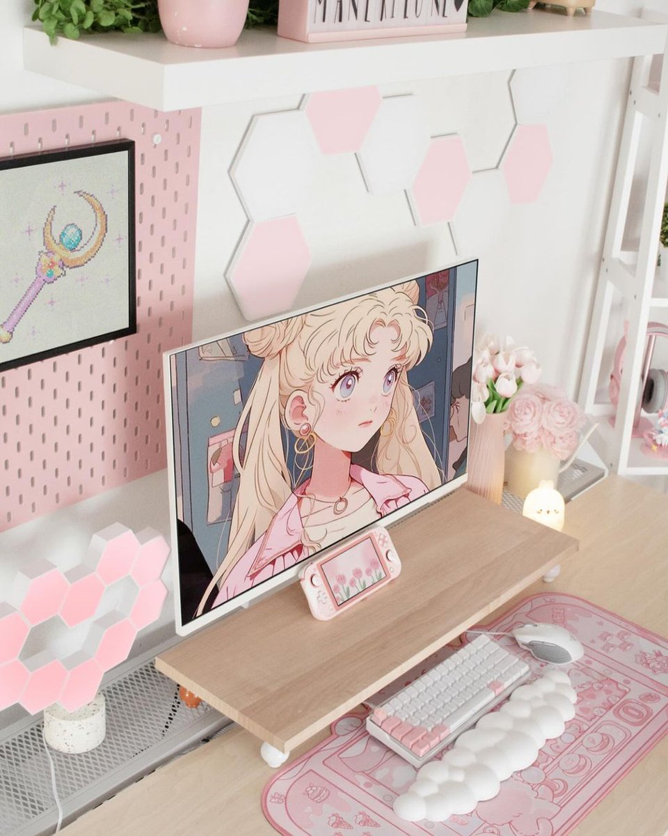 KemoveOfficial's tweet photo. Sailor Moon goes perfectly with this keyboard!🌙✨💖
📷by manekilune from ins
#usagitsukino #sailormoon #deskaesthetic #deskaccessories #gamingsetup #setupinspiration #desksetup #setup #kemove #keyboard #pinksetup #pinkgaming #gamergear #gamergirl #pinkgamingsetup #gamer #typing https://t.co/QQ4cdlkhfe