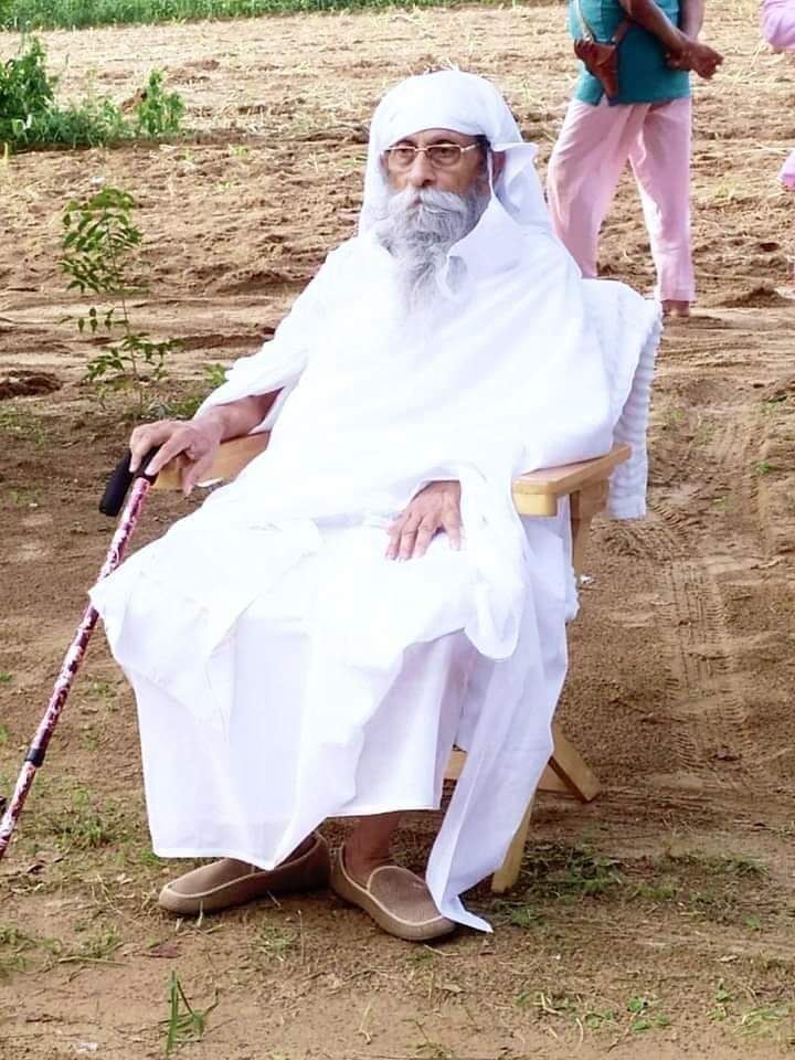 सच्चे मन से जो करे, अपने गुरु का ध्यान ।
पड़े नहीं विपदा कभी, जीवन हो आसान ।।
RPSunnao
Jai Gurudev
19, 20 और 21 जुलाई 2024
#गुरु_पूर्णिमा_पर्व_जयपुर