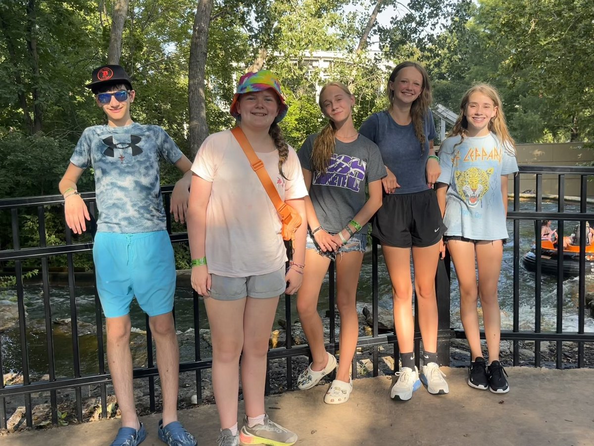 stpaulsgi's tweet photo. 🚙 🎢  🙌🏻  💦 Pastor Jeff, Nate Balcom, and five of our Middle School Youth had a BLAST (and a splash) today at Worlds of Fun and Oceans of Fun!! #stpaulsgi #GrandIslandNE #NESynod #ELCA https://t.co/86OcX8Ymo4
