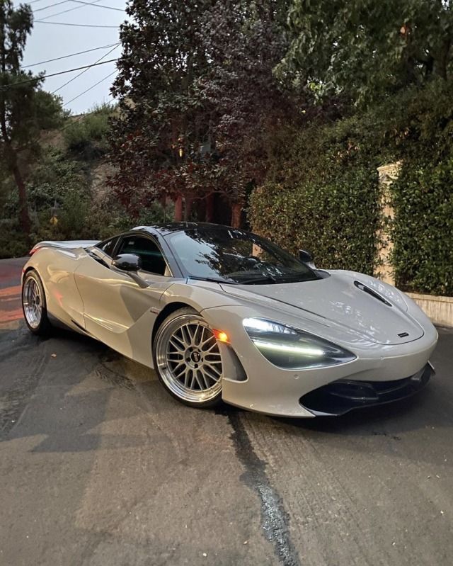 Car Porn tweet media