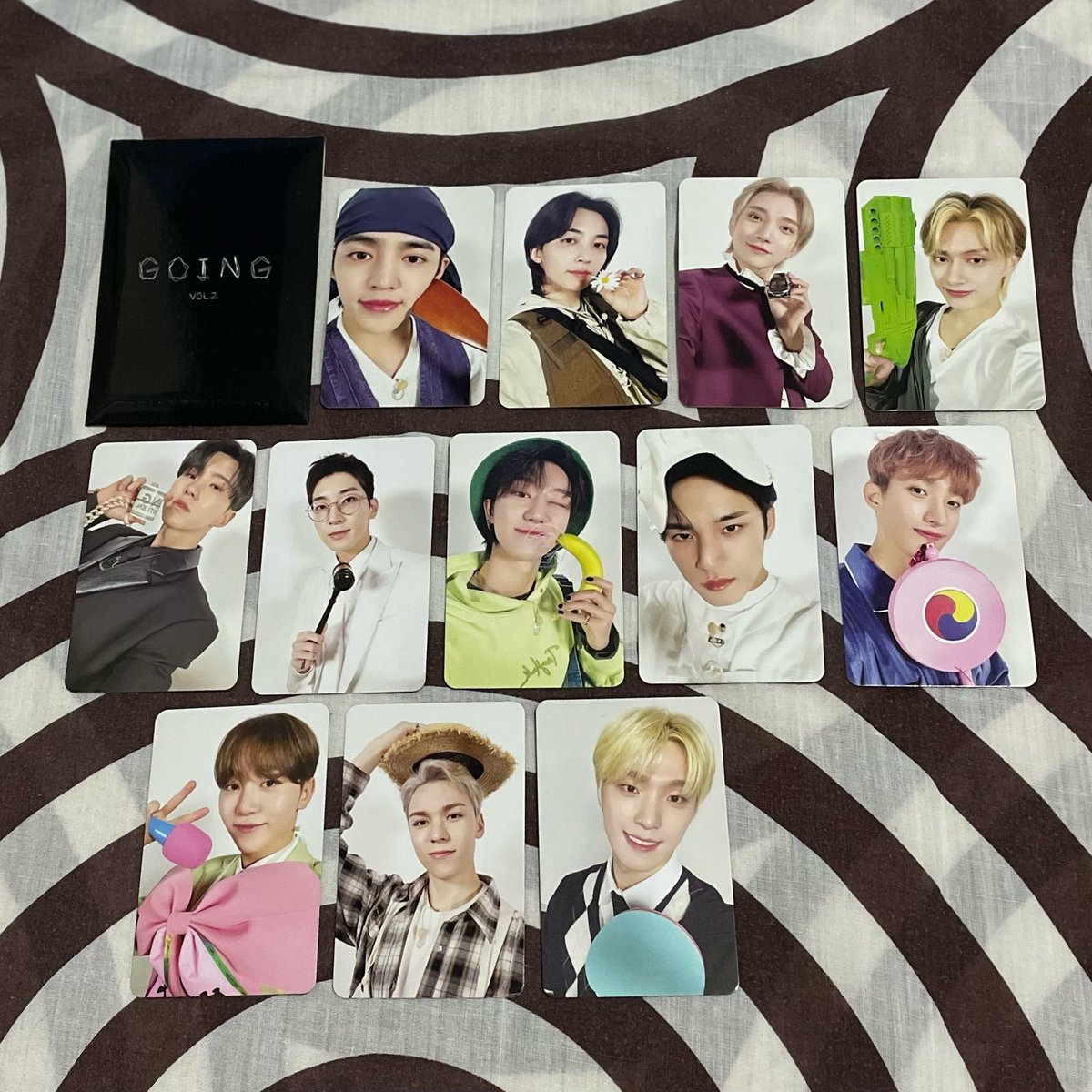 To17Carat's tweet photo. #217notice💎

Shopee listings are at 10-20% discount! Ends today at 5PM.

Posting soon~
Going Vol. 2 photocards
SVT Hotel Carat Kit
- photo book
- sticker + postcard
- photo cards
- ID cards

#Seventeen #세븐틴 #Carat #캐럿 https://t.co/o7rXJ6J9TQ