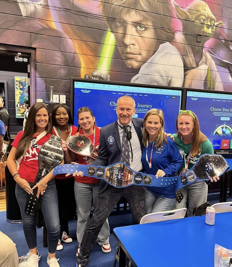 Dwan Moore-Ross tweet media