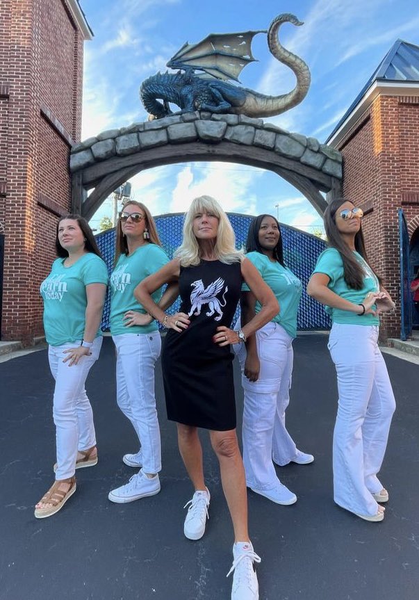 Dwan Moore-Ross tweet media