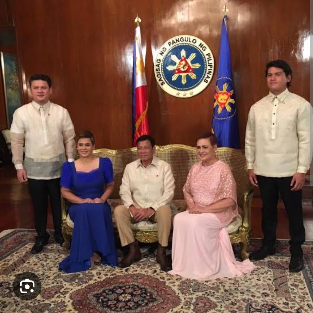 Jerome_794233's tweet image. Himayin nga natin itong Duterte Family and see if the DDShits hype us real?

Rodrigo Duterte - Promised a drug free PH but failed miserably with 20K EJK to boot. Golden Infrastructure but only manages 3% out of the 181 major infra approved. Sold WPS to China. Riddled with…