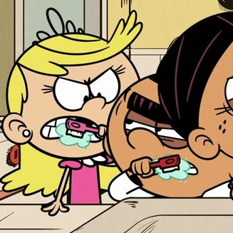 Trijosh1's tweet photo. #Happy7thAnniversary to #OnceSmittenTwiceShy! I like how Lincoln and Ronnie Anne's video chat got interrupted by a surprise.
@WeaVOcracy #Weavocracy #TheLoudHouse #TheCasagrandes #LincolnLoud #RonnieAnneSantiago #CarlCasagrande #LolaLoud #Carlola #OSTS
https://t.co/IJhvlmuFM1 https://t.co/IeeQPJyM18
