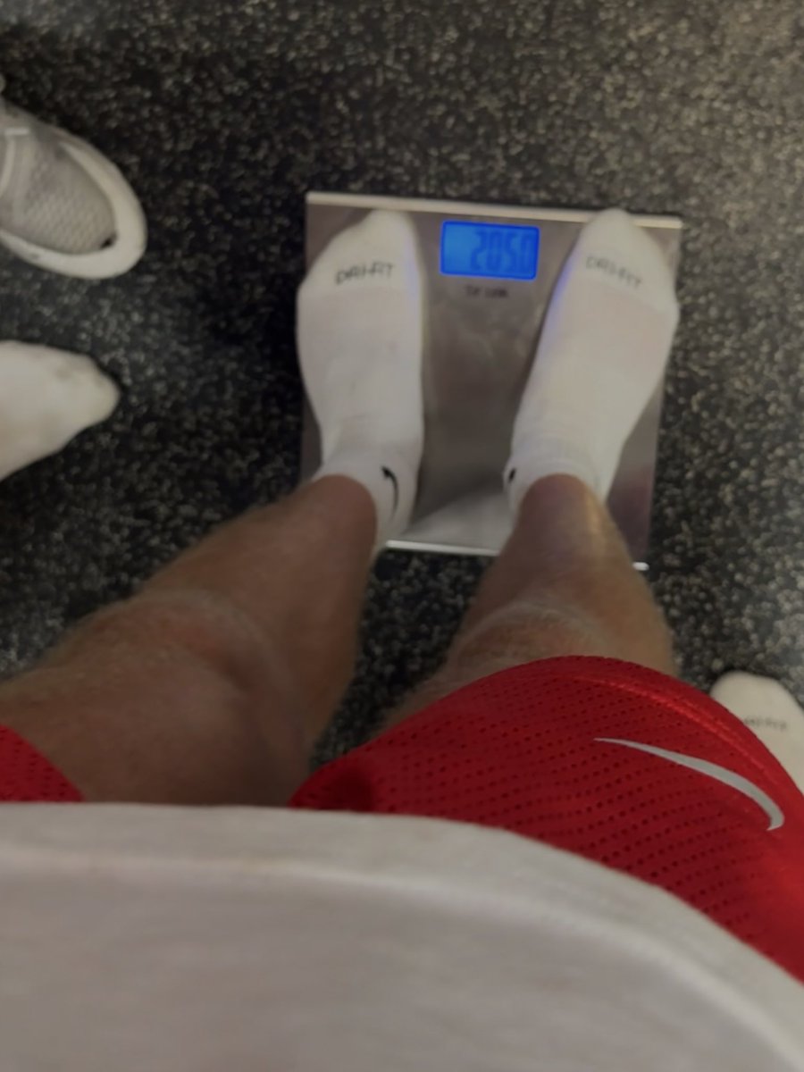 roccoorlandoo's tweet photo. Some of my recent PRs and Weight gain Mid-Summer! @PrepRedzoneWI @MJ_NFLDraft @travisWSN @HHSChargerFB @HHSCoachGumm https://t.co/SRRoaqdkDc