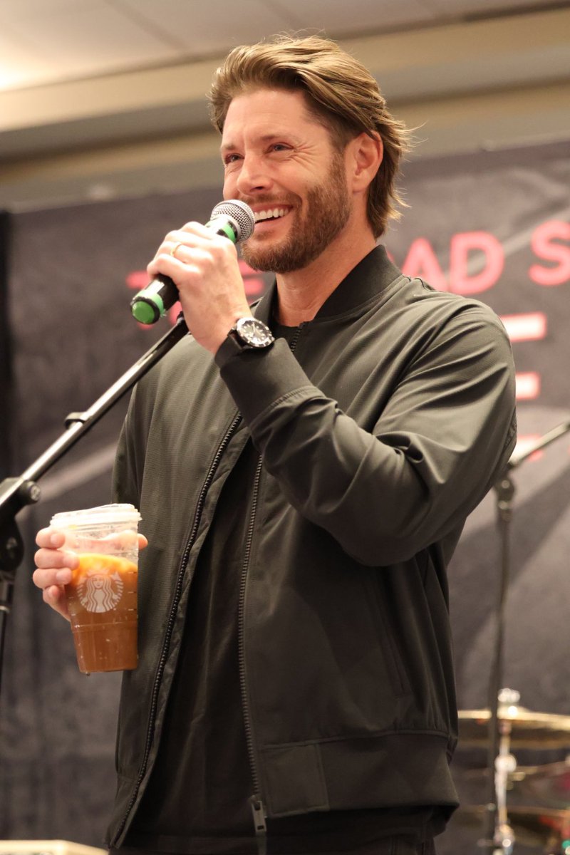 BggZineb's tweet photo. #JensenAckles #DeanWinchester #SPNFamily #Supernatural #BigSky #TheBoys #TheWinchesters #BuddyGames #Spnsf #SPNOH #SFCon
Stylish π€π€π§ππ©Ά https://t.co/HrJoFDyfsE