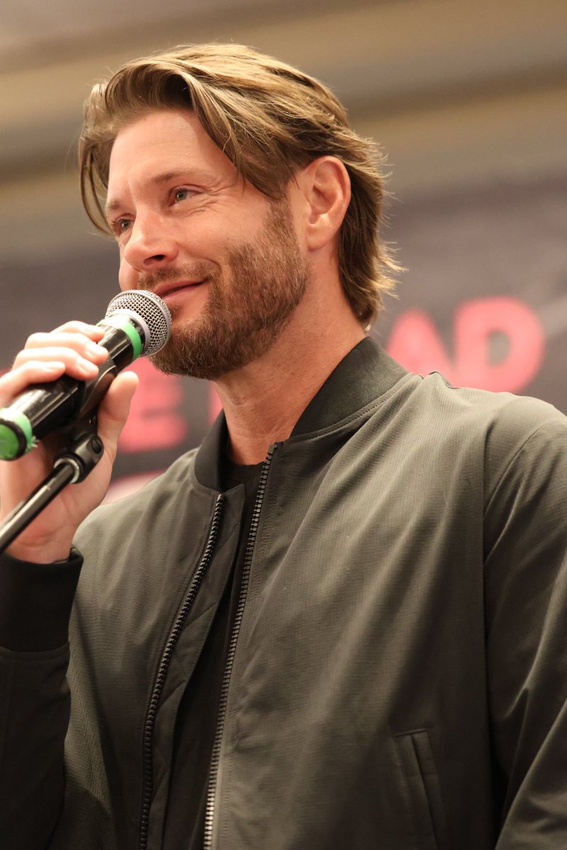 BggZineb's tweet photo. #JensenAckles #DeanWinchester #SPNFamily #Supernatural #BigSky #TheBoys #TheWinchesters #BuddyGames #Spnsf #SPNOH #SFCon
Stylish π€π€π§ππ©Ά https://t.co/HrJoFDyfsE