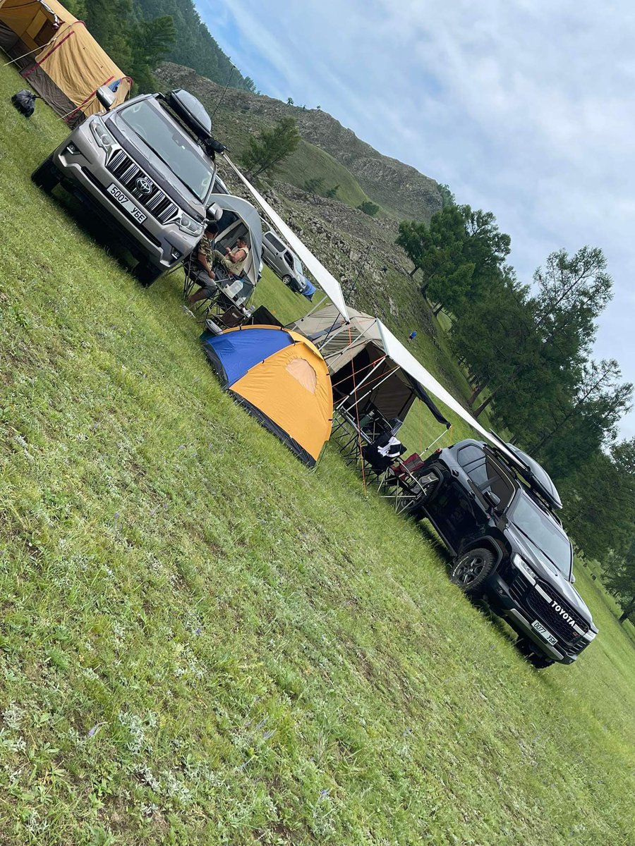 Ээлжийн амралт дуусаагүй байдаг эндээ үлдэх үү буцах уу