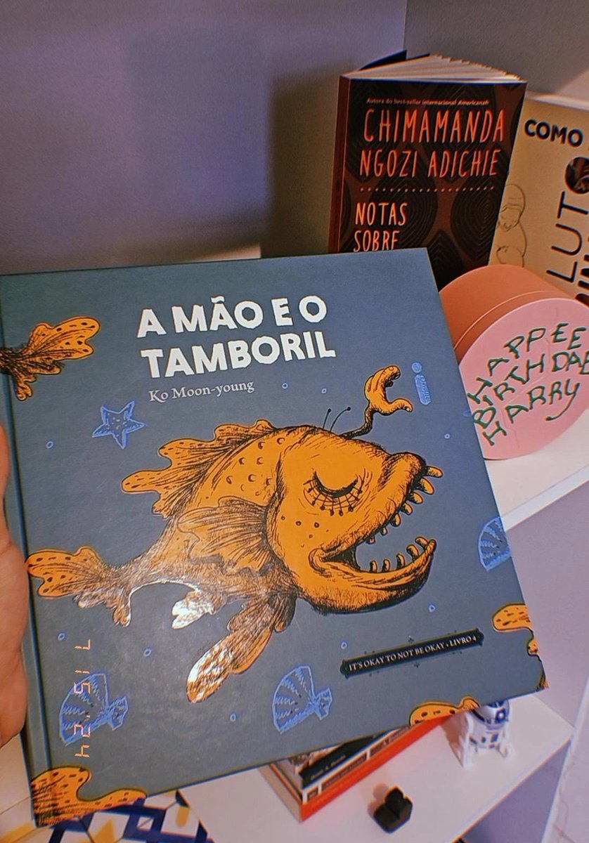 jxxvvxxkm's tweet photo. achei um dos livros da coleção #ItsOkayNotBeOkay por R$15,00
infelizmente não encontrei os outros da coleção, mas fiquei bem feliz com o acaso ☺️ https://t.co/d3udJKEZFP