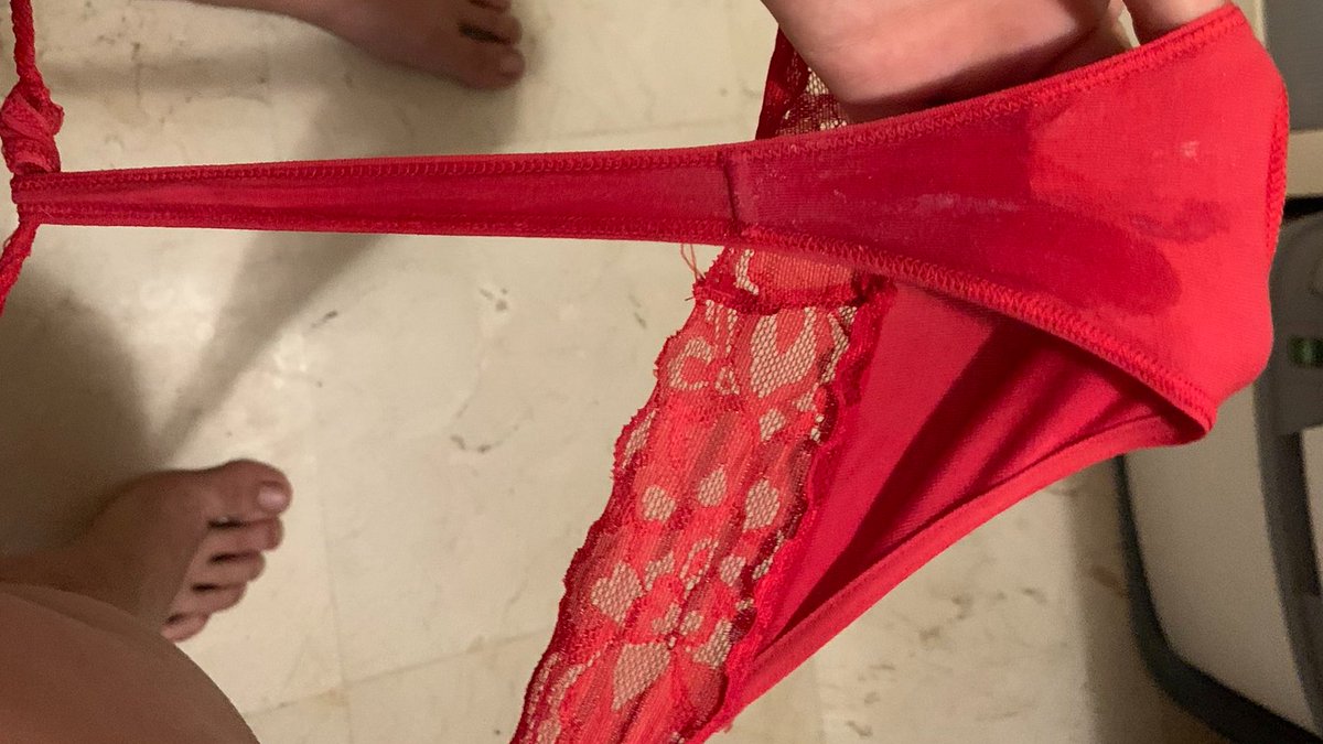 Te muestro como me toca Gast.. con su Pja 💦
Si le das Rt a este post. 

"😈" Consigna N°1 "😈"