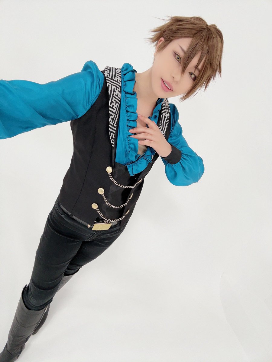renren1214's tweet photo. ミワさんお誕生日お祝いしてきた～！
可愛い空間でした🫶
 #happyhappyTSUNAPI https://t.co/yC6V2WmuMn