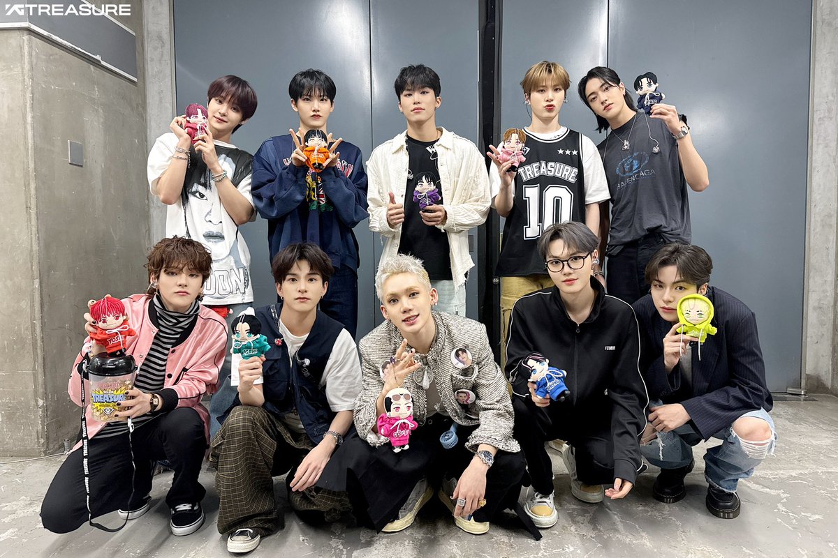 Doyoung tweet media