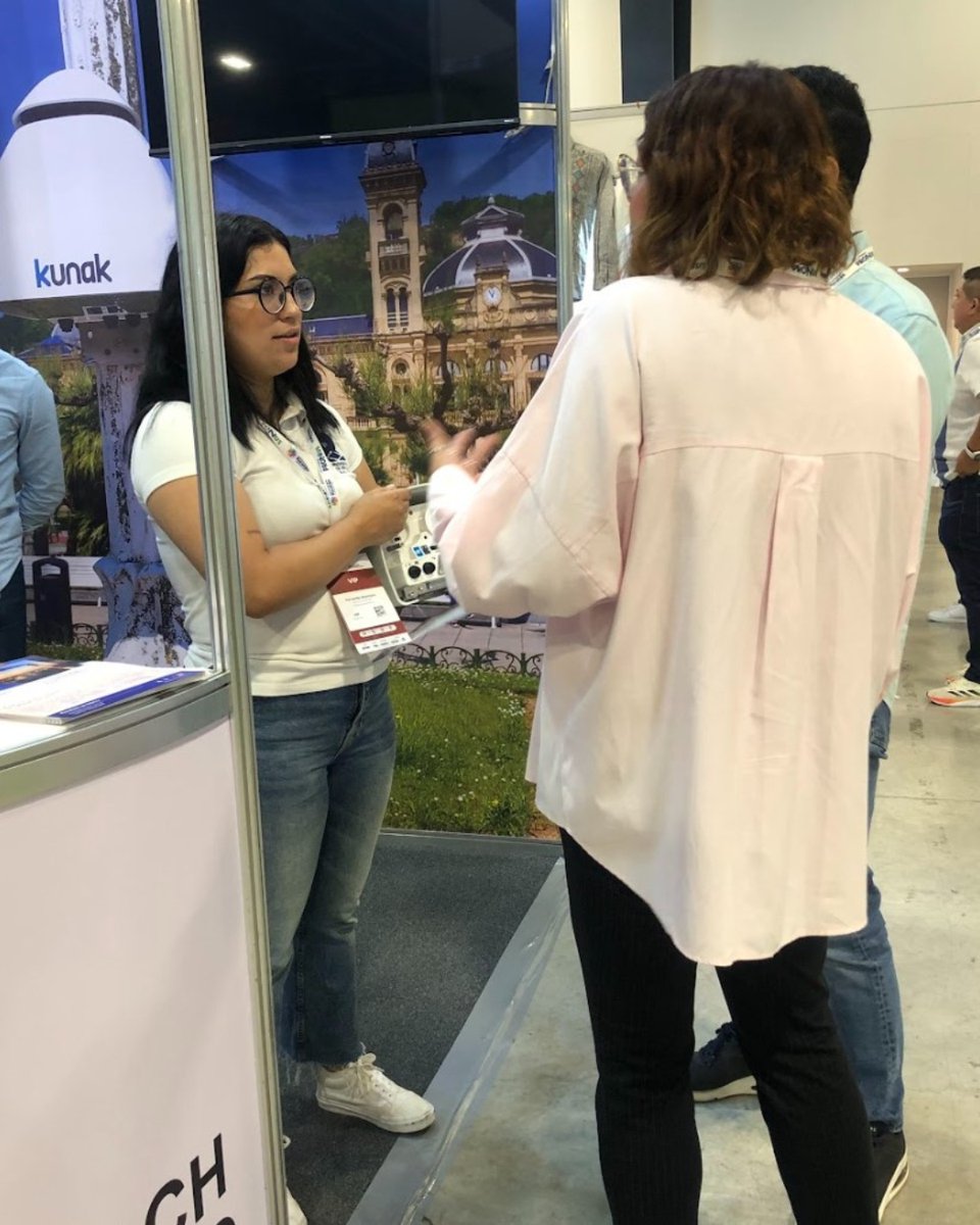 DeRossbach's tweet photo. Queremos agradecer enormemente a todos los que nos visitaron en @SmartCityLATAM  2024.

Fue un placer compartir con todos nuestros visitantes las últimas innovaciones y soluciones meteorológicas para contribuir a la mejora de ciudades inteligentes y sustentables.
#meteorología https://t.co/Dwmwi9pvQ9