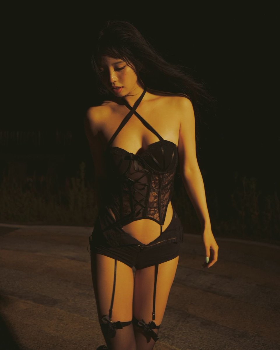 the woman who helped compose “girls never die” btw