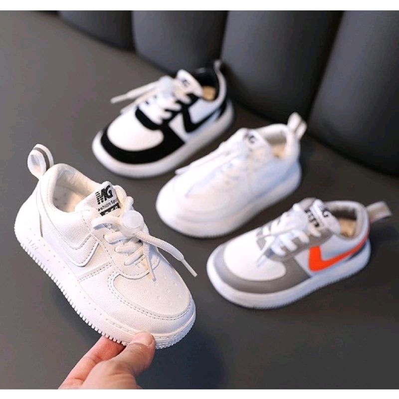 eni_melody87's tweet photo. Cek Sepatu Sneaker Anak Laki Laki Perempuan NK terbaru dengan harga Rp34.996. Dapatkan di Shopee sekarang! https://t.co/PqrAMB833D https://t.co/cPyZgP3fZM