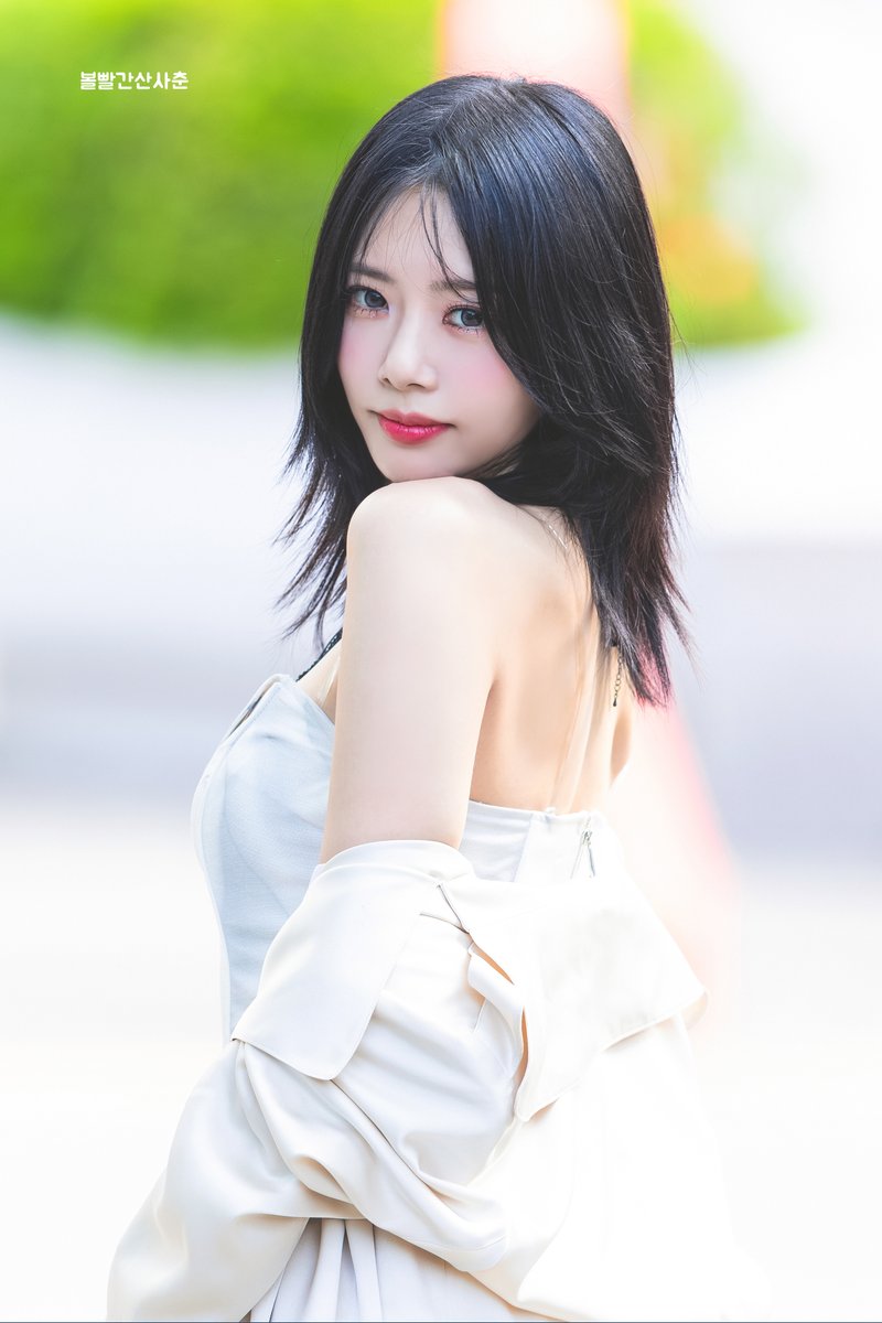 볼빨간산사춘 tweet media