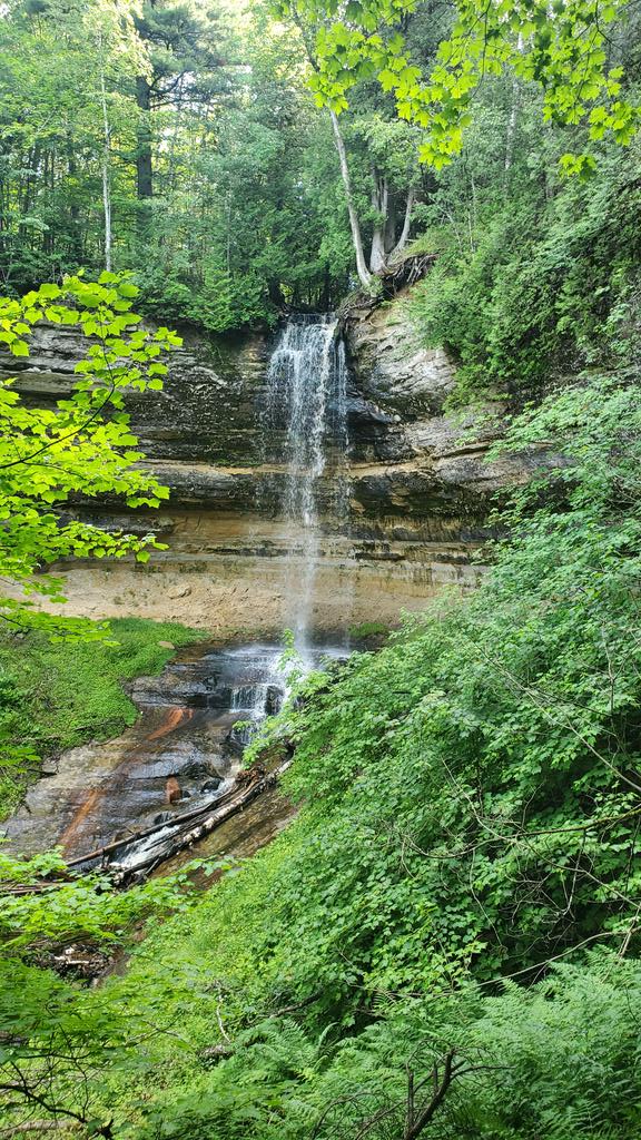 Munising Falls I am on the waterfall tour