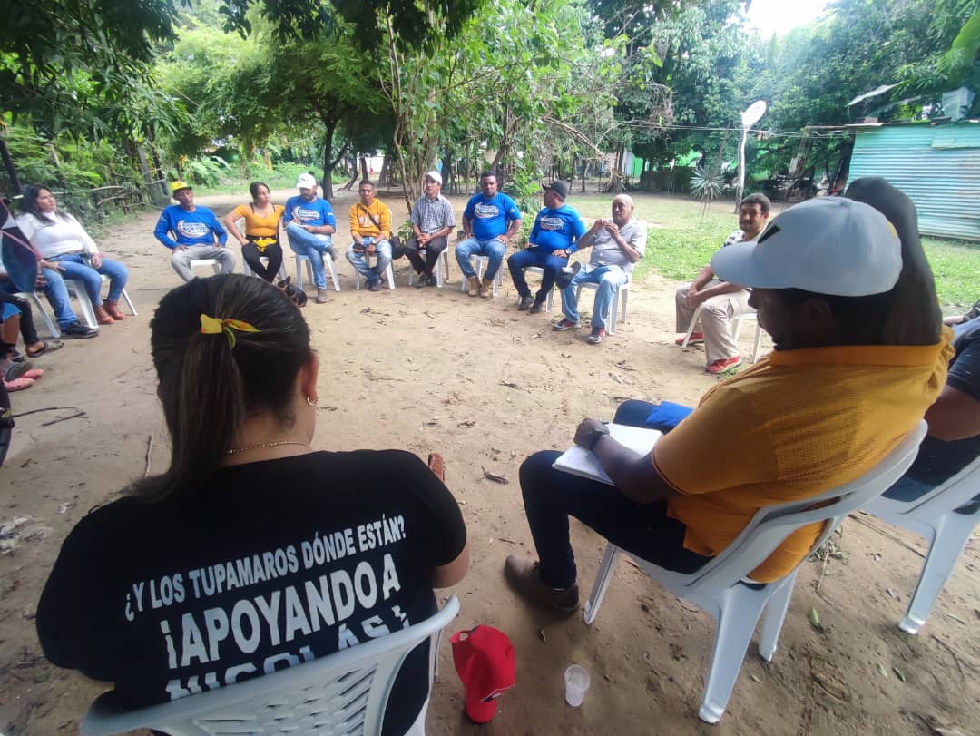 Guarico Se Organiza ✌️‼️ 

Ya está en el Corazón de Venezuela nuestro Compañero <a href="/CarmeloJmrt87/">CarmeloJMrtVnzla</a>  Rep.Nac. de los Movimientos sociales,  donde sostuvo el encuentro en el municipio @CamaguanMrt para organizar las actividades rumbo a este 28 de Julio.

#VotaTupamaro <a href="/NicolasMaduro/">Nicolás Maduro</a>