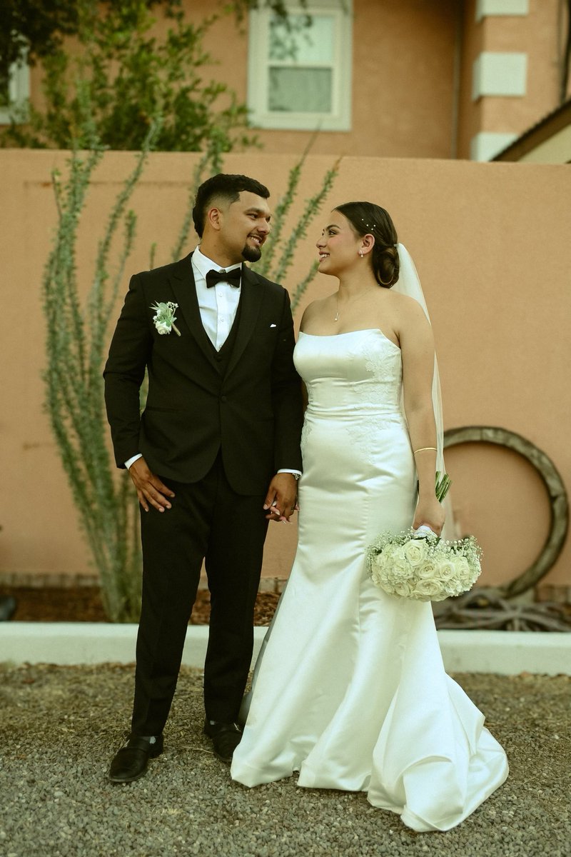 brinaleemendoza's tweet photo. The Mendozas are expecting a baby girl !!🤍 https://t.co/r2vAsEcKv4