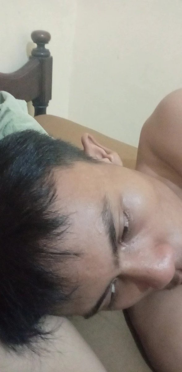 chayoo73's tweet photo. Suruh di ruqyah sama keluarga gamau trs,, cita2 boleh tinggi mau jadi abdi negara tapi kelakuannya haus bgt sama meki https://t.co/ojQy6UsFae