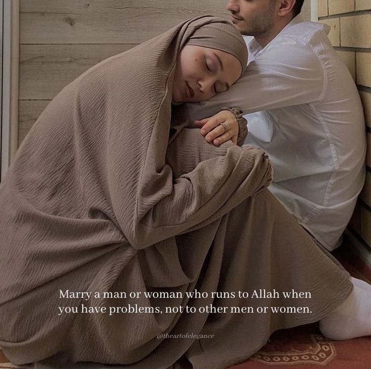 الحب قول الرسول : يا خديجه تزوجتك فقيرا فأغناني الله بك.♥️