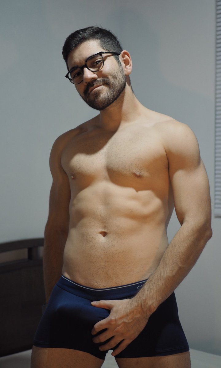 AlexFunOF's tweet photo. Tarde fría? 🤔 https://t.co/pWHNR3BSOX