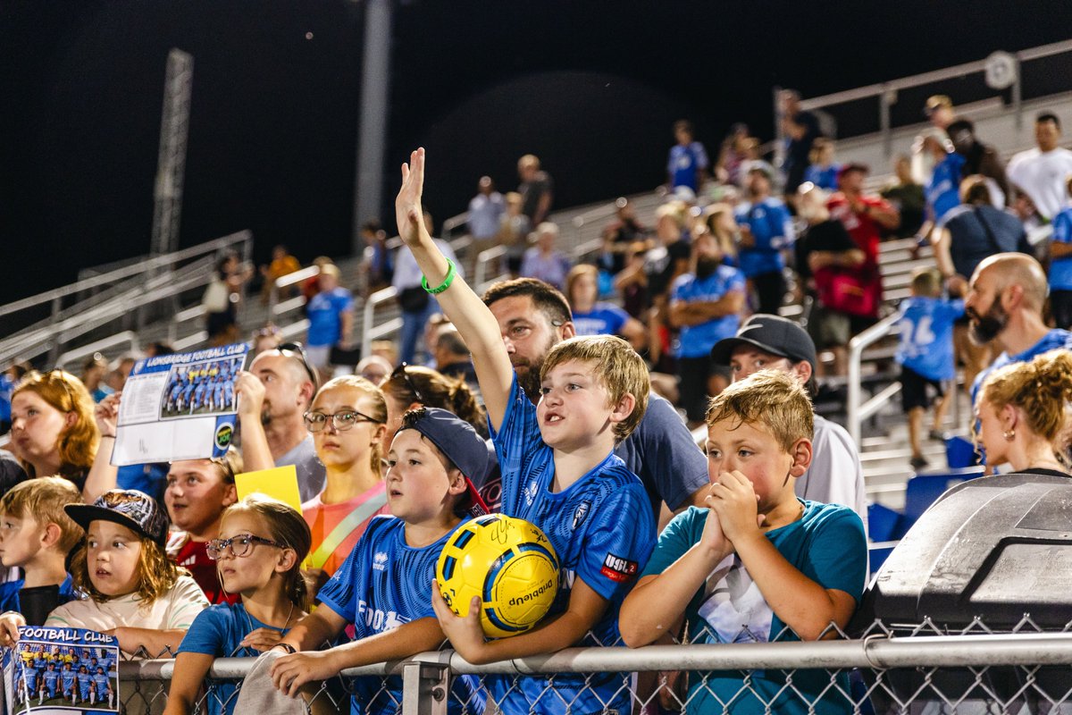 Lionsbridge FC tweet media