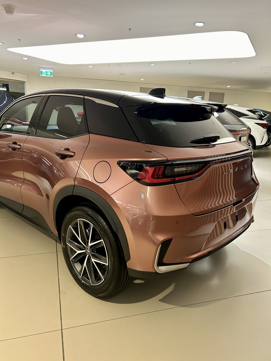 View this stunning #Lexus #LBX #compact #hybrid in sonic copper, delivered at <a href="/MelbCityLexus/">Melbourne City Lexus</a>. Explore vibrant #exterior #colours &amp; book your test drive now.
citylexus.com.au/models/lbx/ove…
*Please pre-book an appointment to view &amp; test drive #LexusLBX #melbourne #citylexus