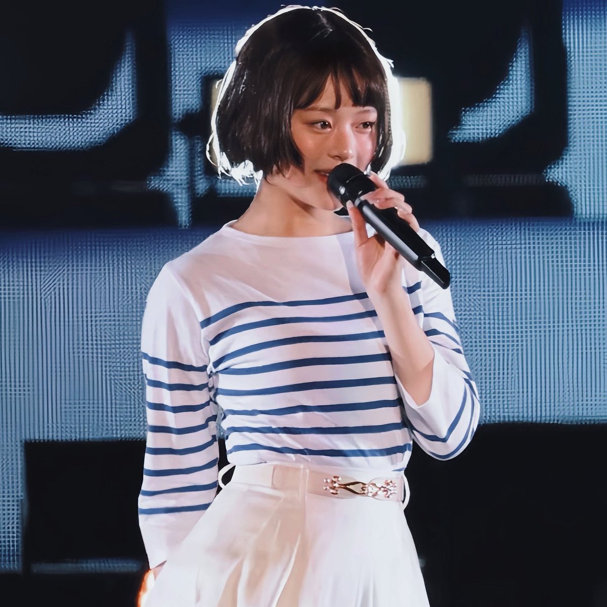 NewJeansBrands's tweet photo. [240716] Nana, NewJeans Hanni's Doppelganger? Short Hair Transformation ‘Surprise’

"Fans were excited about Nana's style transformation, saying it reminded them of NewJeans' Hanni's styling, which became a hot topic both domestically and internationally with her 'Blue Coral Reef' stage."

#NewJeans #뉴진스 #HANNI #하니 #나나