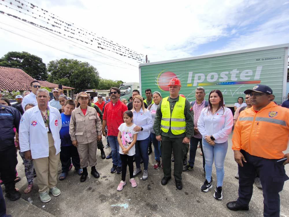 #NoticiasIpostel // 1/2
Autoridades del Instituto Postal Telegráfico de Venezuela (Ipostel), ente de la Gran Misión Transporte Venezuela, continúan el Despliegue Postal Nacional 2024, en la localidad de Bum Bum en el estado Barinas. 

📝bit.ly/3WoHapU