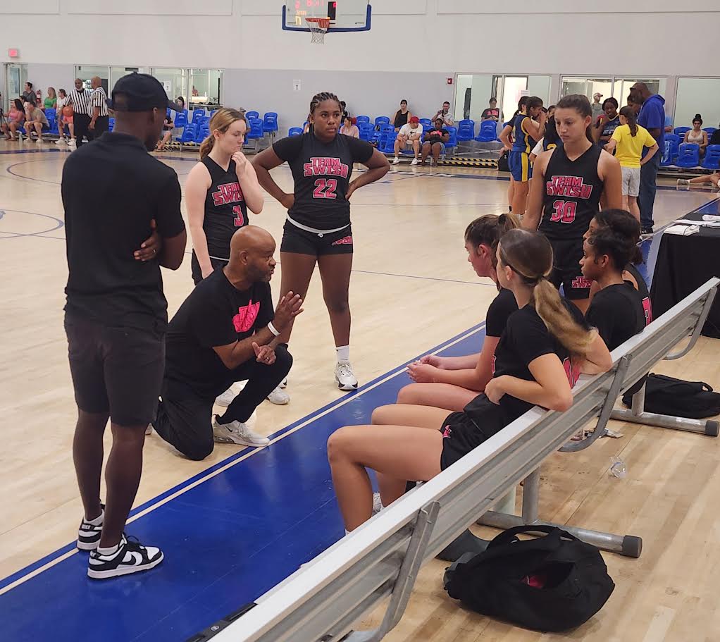 Another fun day <a href="/TheHoopGroup/">Hoop Group</a> Jersey Live event at multiple locations.

Got to see the strong Jackson based <a href="/teamswishgirls/">Team Swish Girls Hoops</a> teams led by founder/director (L) <a href="/rachgoody11/">rachel goodale</a> (Rachel Goodale) HC of the 17U team assisted by John F. Plenty of college players . 

(R) - 16U team led by