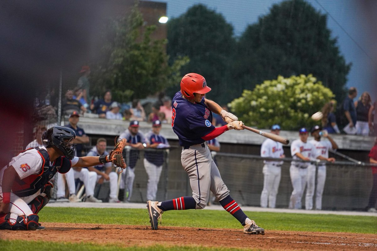 HarwichMariners's tweet photo. JAKE OGDEN (@CanesBaseball) GOES DEEP🔥‼️

#ROLLNERS https://t.co/AH7fxEbhPJ