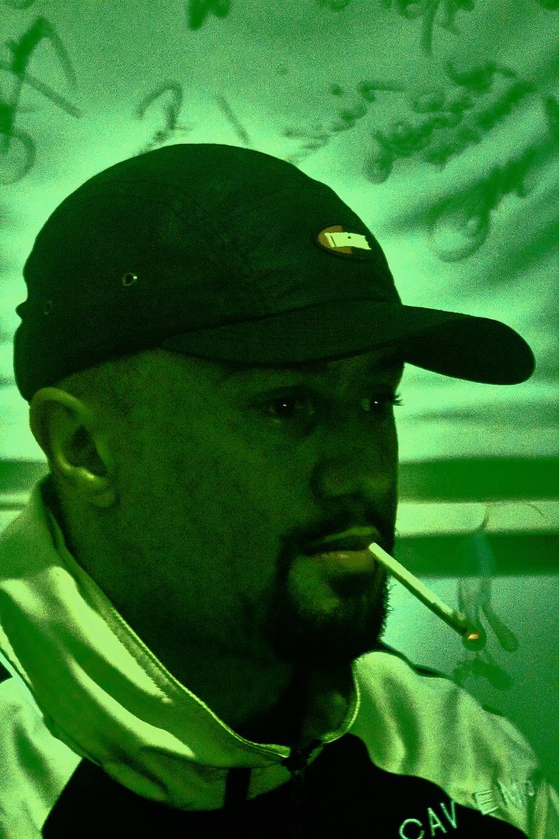 novatocrl's tweet photo. muito concentrado na próxima atrocidade que vou falar no beat https://t.co/WXMGDQlu3I