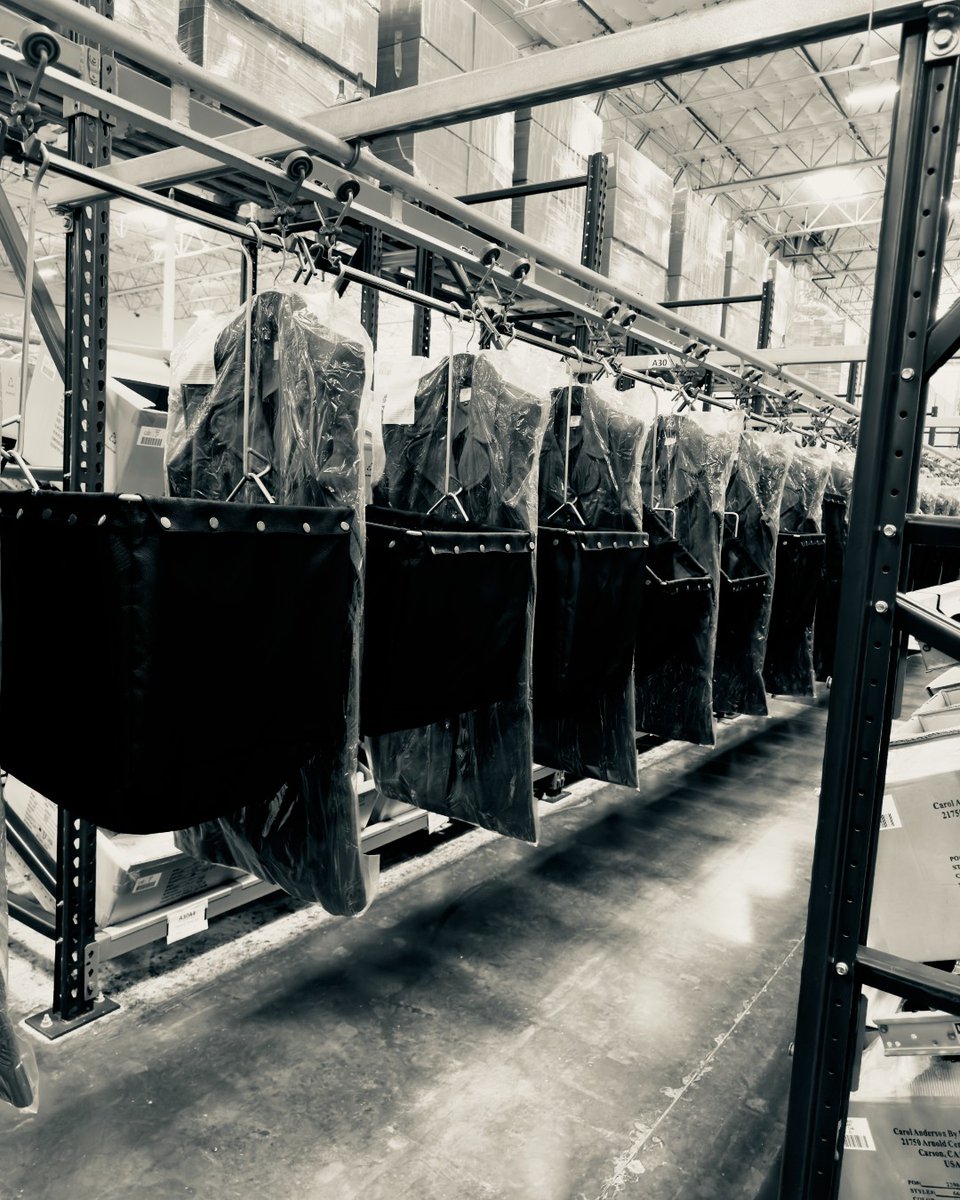 cabiclothing's tweet image. coming soon 👀

Don't miss the brand new Fall '24 Collection live from the runway. Register now: cabiclothing.co/3W8w8n8 #cabiClothing