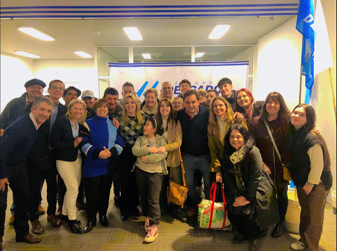 vla_uy's tweet photo. #Plenario404 #Alborada404
#PartidoNacional https://t.co/iTmolqRvQK