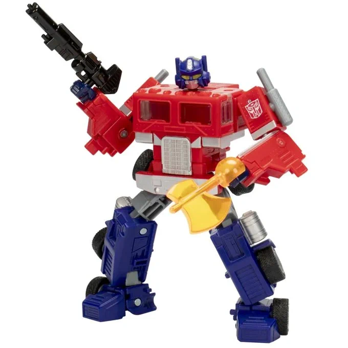 It's weird to see some people having issues with 86 Optimus Prime, when like... there are so many other options out there if the cartoon look isn't for you. The Earthrise Prime reissue, The Takara 3 pack repaint, hell even a G1 toy inspired Optimus that's also more affordable. 