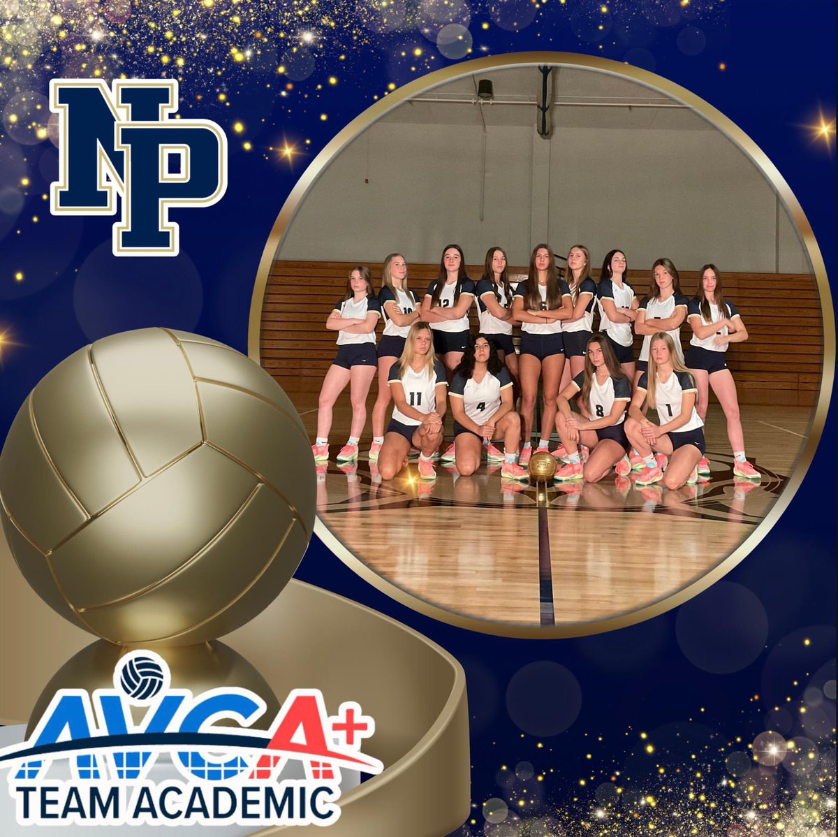 The varsity team maintained a year-long grade-point average of 3.5 to earn this award! 👏👏