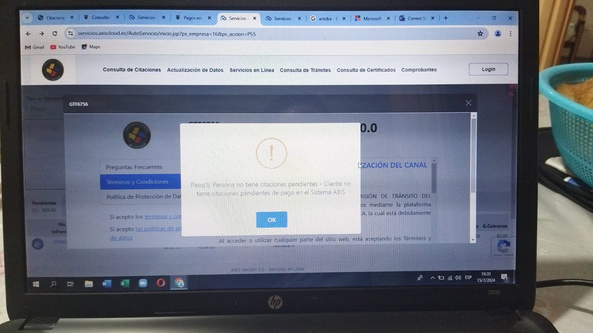 Señores <a href="/CTEcuador/">Comisión de Tránsito 🇪🇨</a> quiero pagar una multa a través de la web de ustedes y no me permite, sale que no tengo ninguna multa cuando esta es evidente. 
#SOS