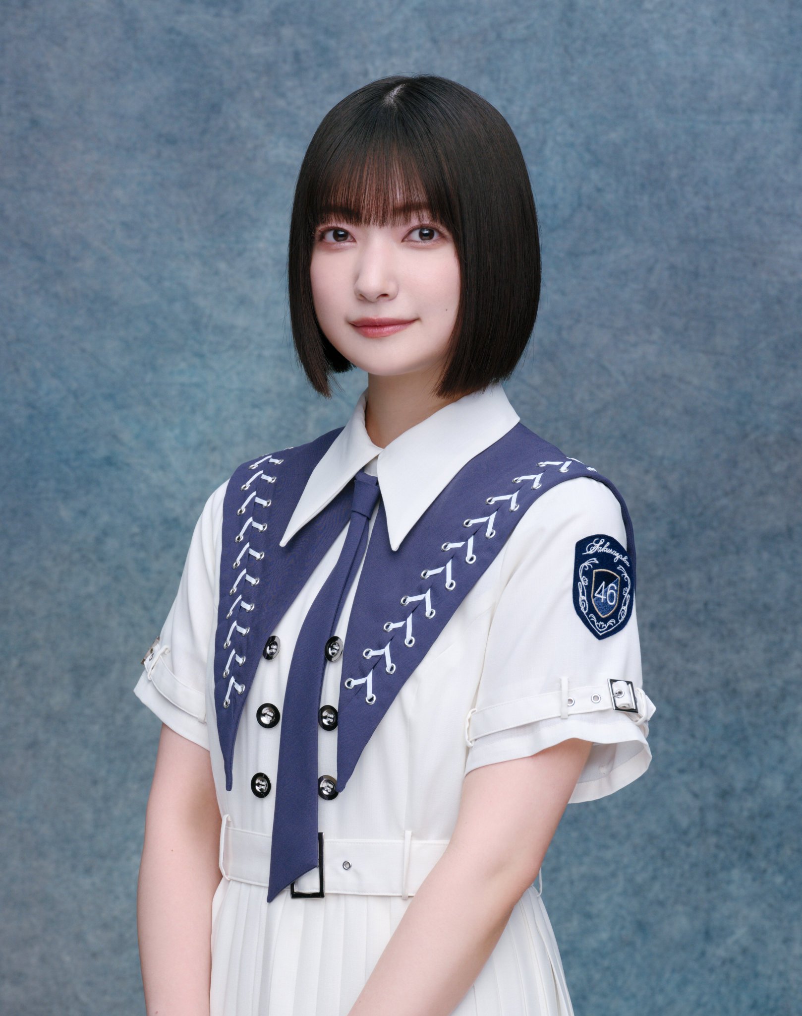 【直筆サイン入】櫻坂46 2024年クリスマスサンタ衣装 上村莉菜 61DpVHZUQQL._UF350,350_QL50_.jpg