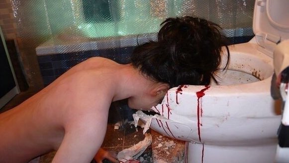 como me gusta autosabotearme la vida me arruino sola soy mi peor enemiga