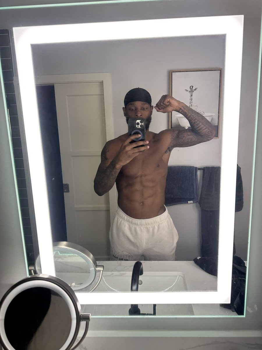 Le'Veon Bell tweet media