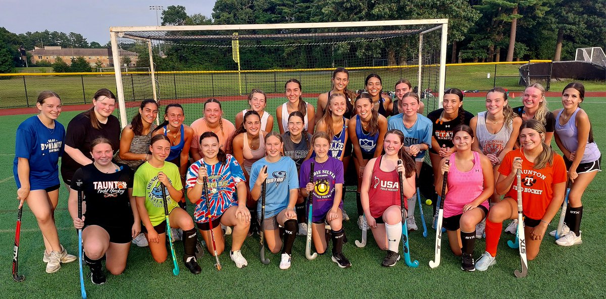 THSCoachFox's tweet photo. Calendar says July  📅 .  Temps feel mid-summer🌡🥵. Yet these fall athletes 🏑 are already prepping!! Way to be, ladies!! @thstvstudio @THSFHockey @tauntonhstigers https://t.co/IrQEZBhpbf