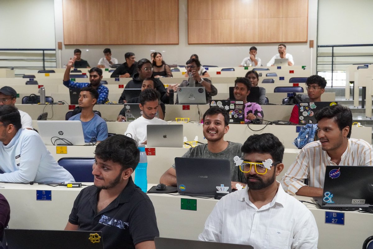 Mrical7's tweet photo. Hey folks 😁, I attended Lens Jam event by @xdgmumbai  x @SnapAR at IITB 

Here I got 1st 🥂position in SE Track,
Thanks to 🙌 jury  @charmaine_klee , @Harshavatrx 

Met Organisers/Mentors 😍 @krazyykrunal  @JeeteshSingh209 @pranjal_nahata 

We had a session by 😎 Mr @j_srivatsan https://t.co/j6t9b8c7mh